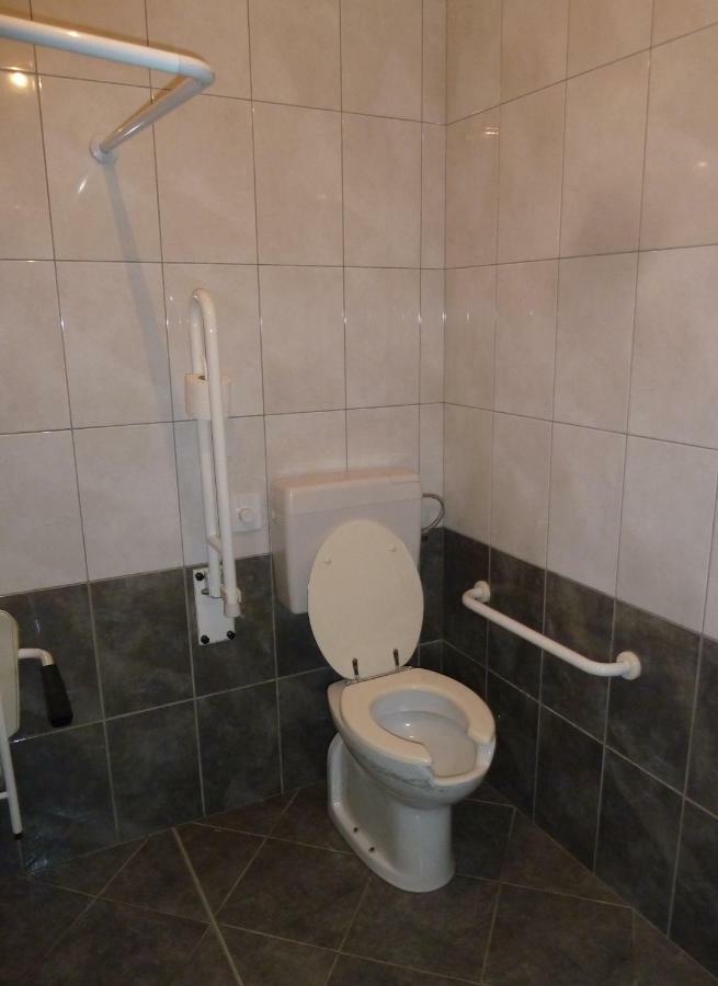 Nice Apartment & Room In 챠브타트 외부 사진