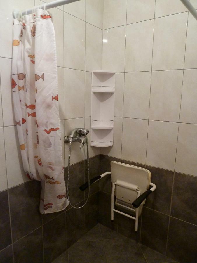 Nice Apartment & Room In 챠브타트 외부 사진