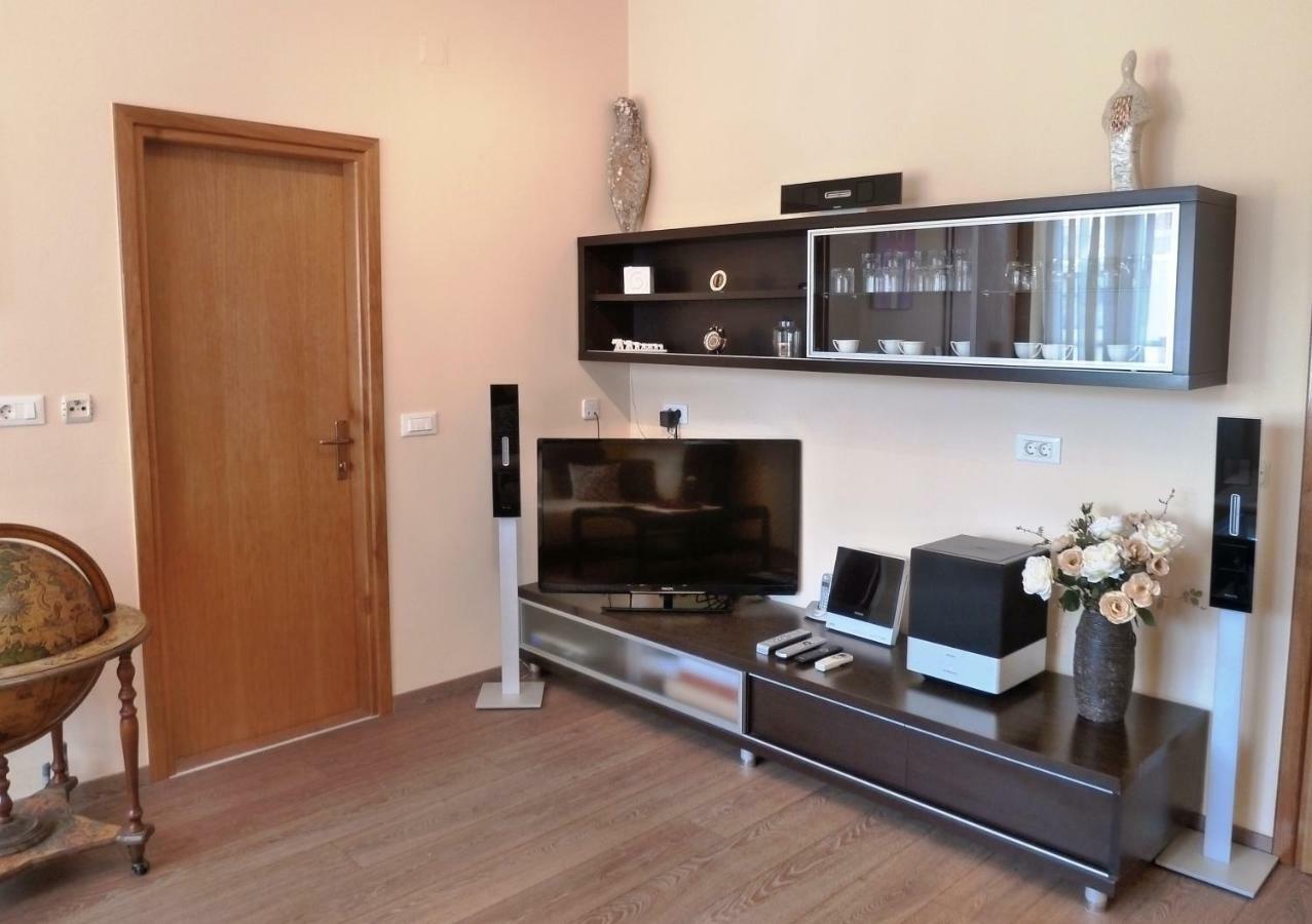 Nice Apartment & Room In 챠브타트 외부 사진